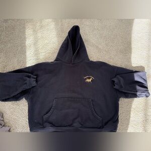 I am selling siegelman stable sweatshirt!